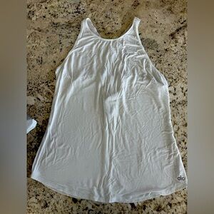Alo yoga tank top mint green size M A-line criss-cross
straps corset-style